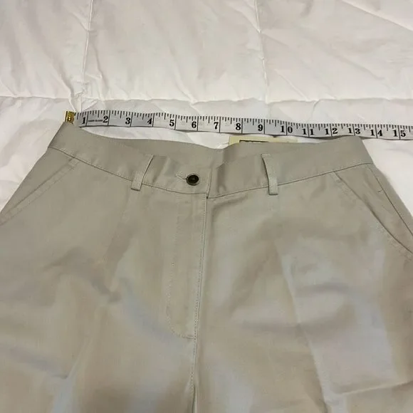 LL Bean Wrinkle Resistant Cotton Shorts - Picture 8 of 9